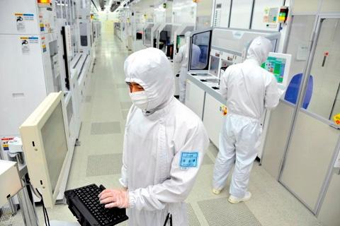 美联储加息 全球工业国“渡劫”，计算机行业如何自救？